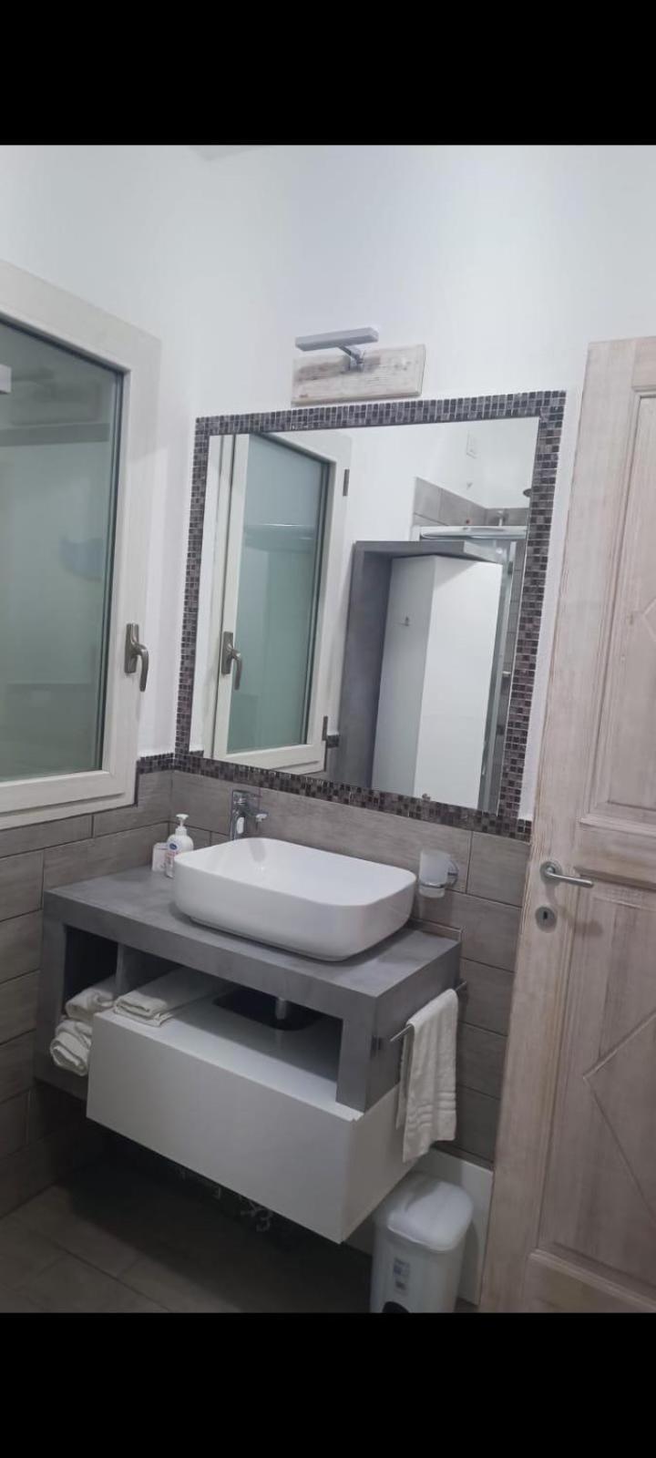 Le Perle Sts Apartment Palau Ngoại thất bức ảnh