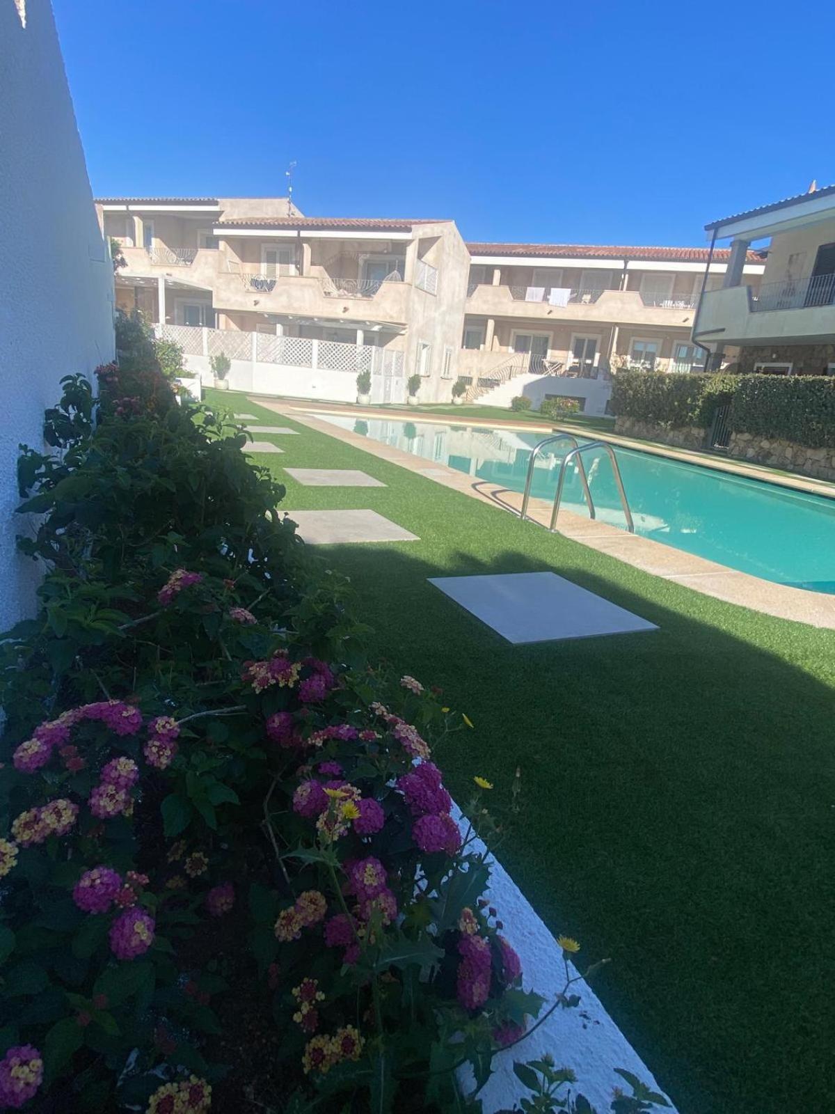 Le Perle Sts Apartment Palau Ngoại thất bức ảnh